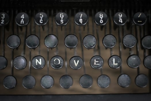 Old typing machine photo