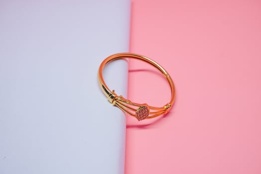 Luxury women's bracelet photo