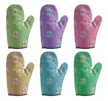 heat protective oven glove on white background photo