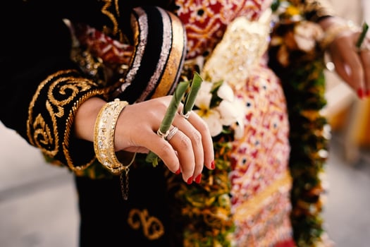 Javanese wedding dress, wedding ceremony photo