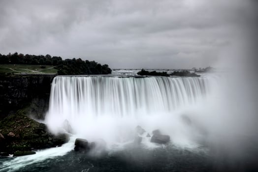 Niagara Falls Daytime photo