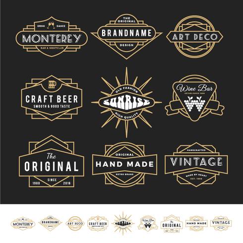 Conjunto de logotipo de insignia retro para productos vintage y negocios tales como vector