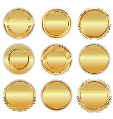 Insignias y etiquetas de oro premium de lujo vector