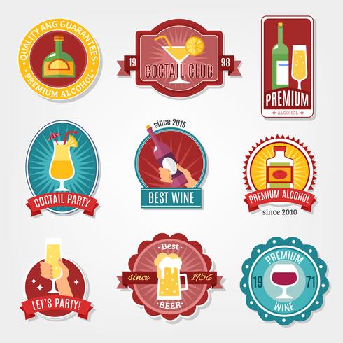 Conjunto de diseño de etiquetas de alcohol vector