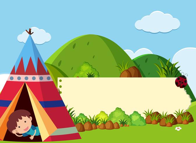 Plantilla de banner con niños acampando en la montaña vector