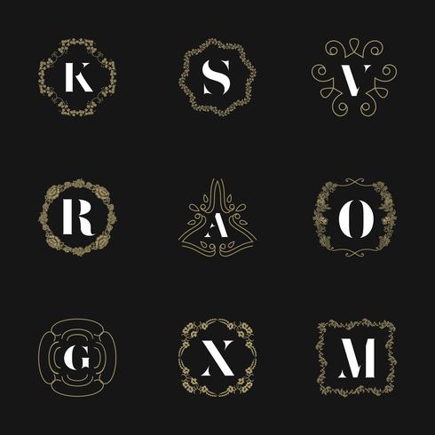 Conjunto de insignias del emblema del monograma. Logo caligráfico vector de ornamento