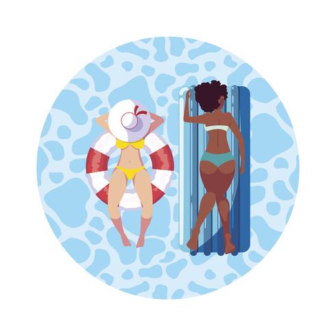 Chicas interraciales con traje de baño y salvavidas flotan en el agua. vector