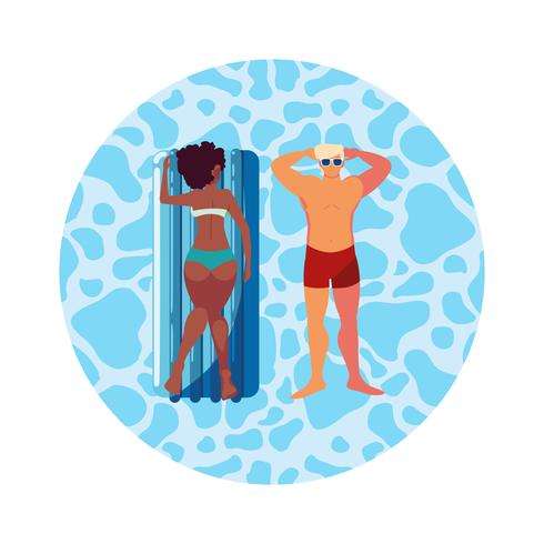 Pareja interracial con colchón flotador en agua. vector