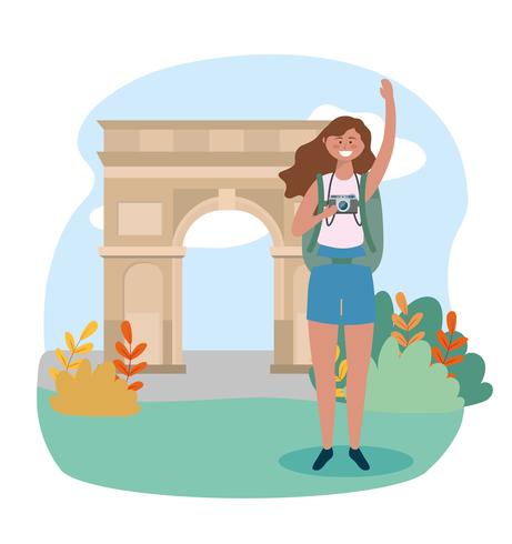 Woman with backpack and camera at arc de triomphe  vector