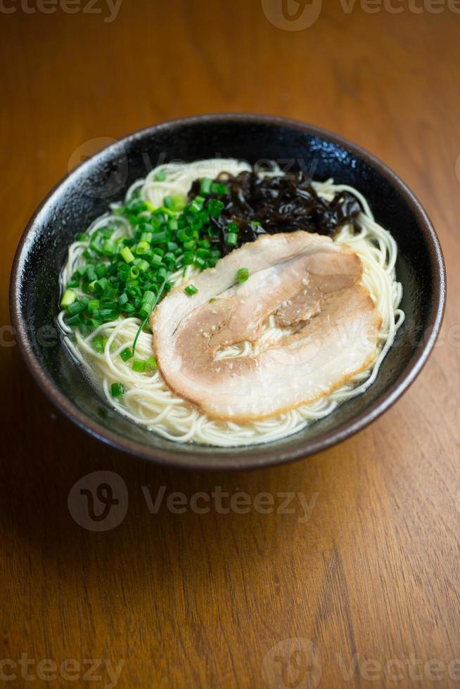 cocina japonesa hakata tonkotsu ramen foto