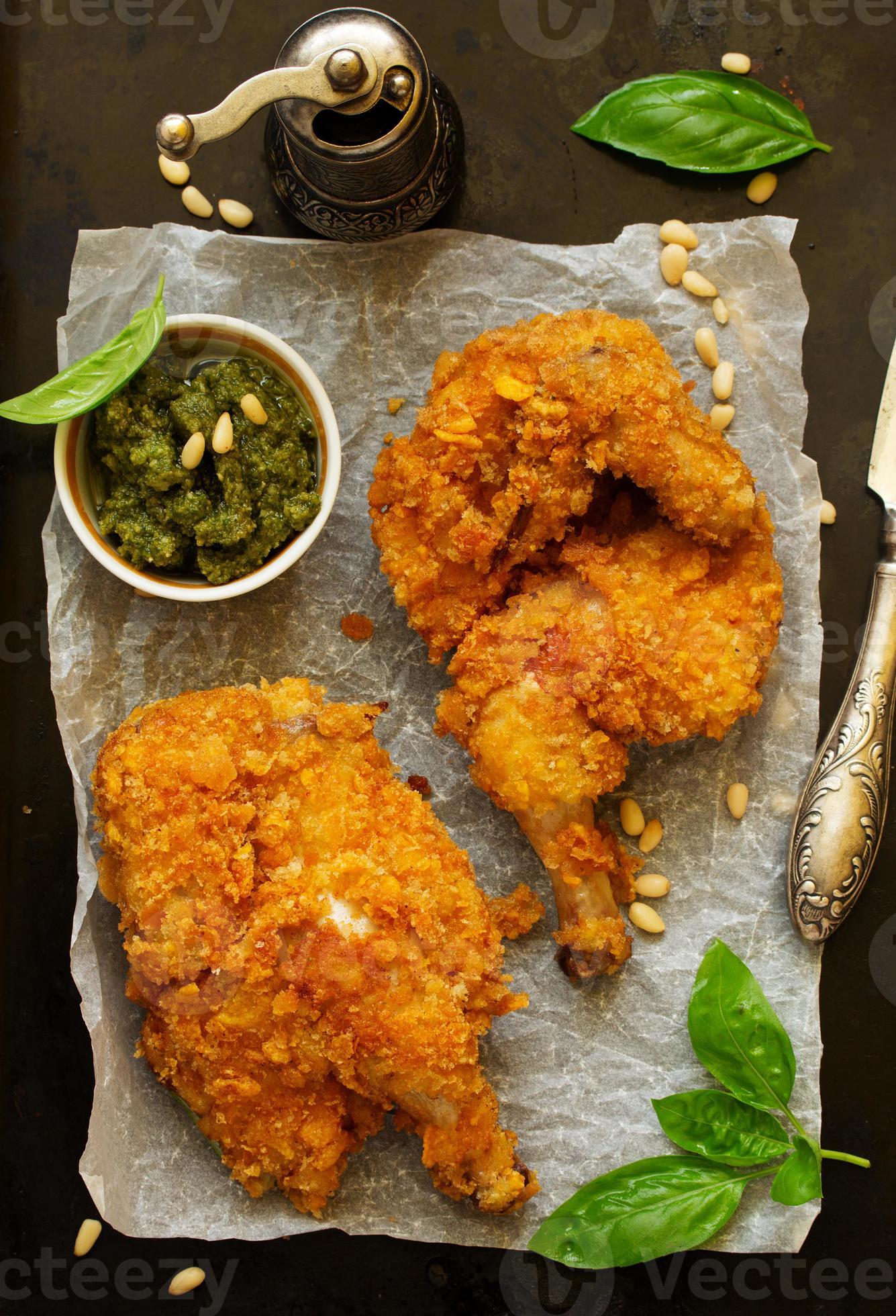Fried chicken, breaded in corn flakes. 721321 Stock Photo at Vecteezy