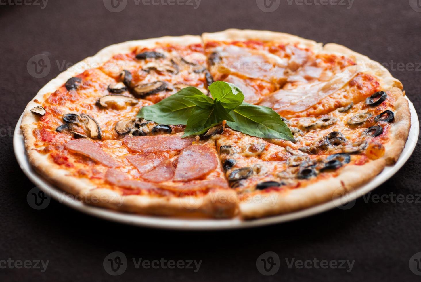 пицца рецепт с фото четыре сезона фото 95