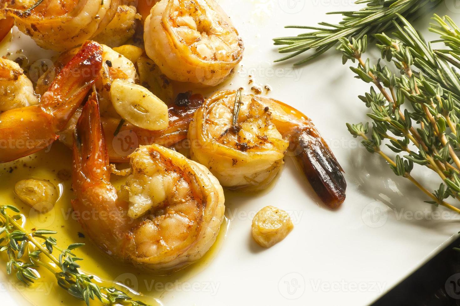 Portuguese Garlic Shrimp 737143 Stock Photo at Vecteezy