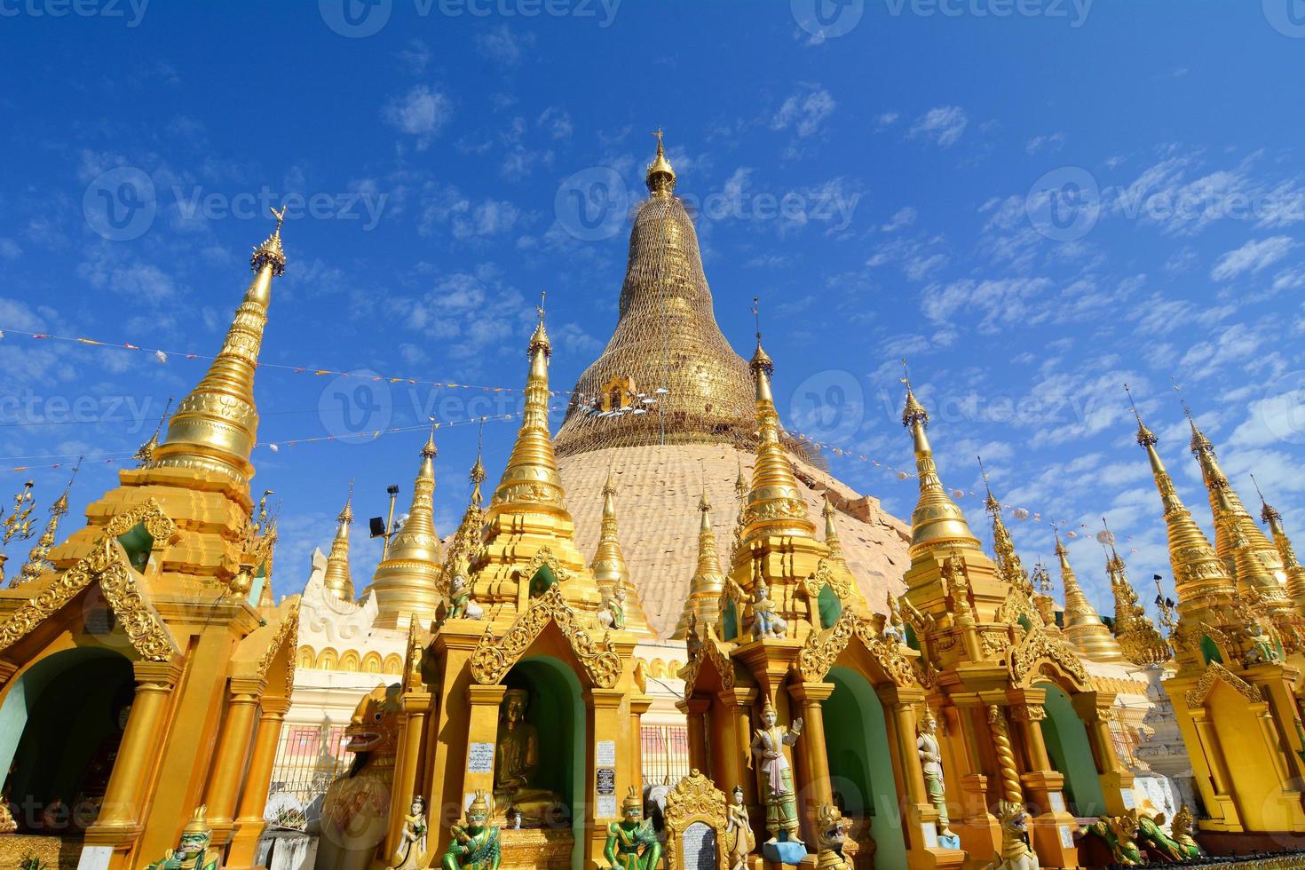 Pagoda shwedagon paya, yangon, myanmar foto
