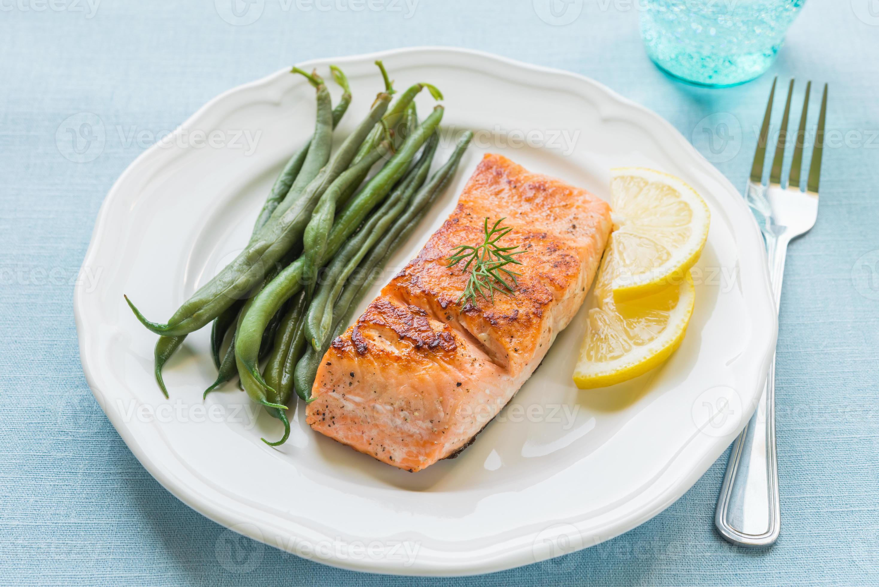Salmon fillet with Green Beans