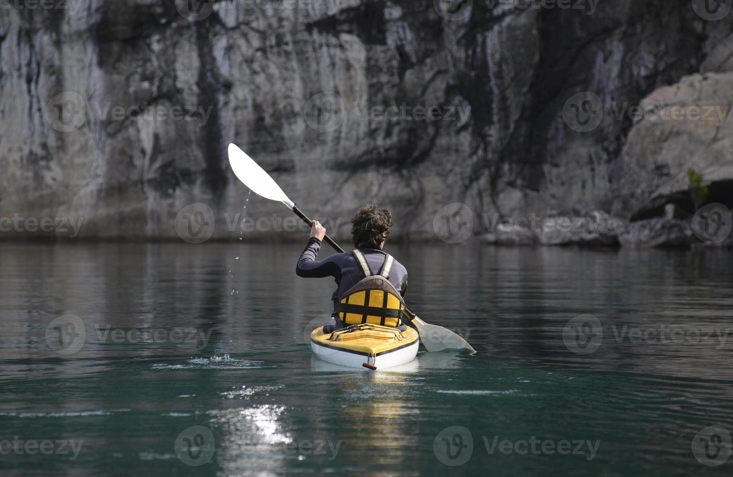 Kayak de mar en el parque nacional, patagonia foto