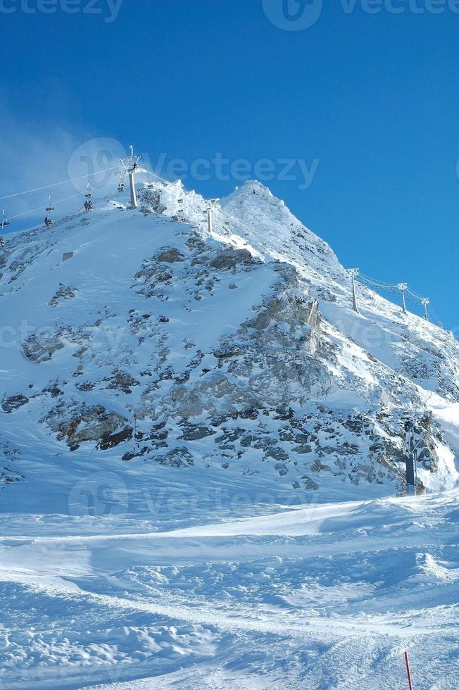 Peak and ski lift photo