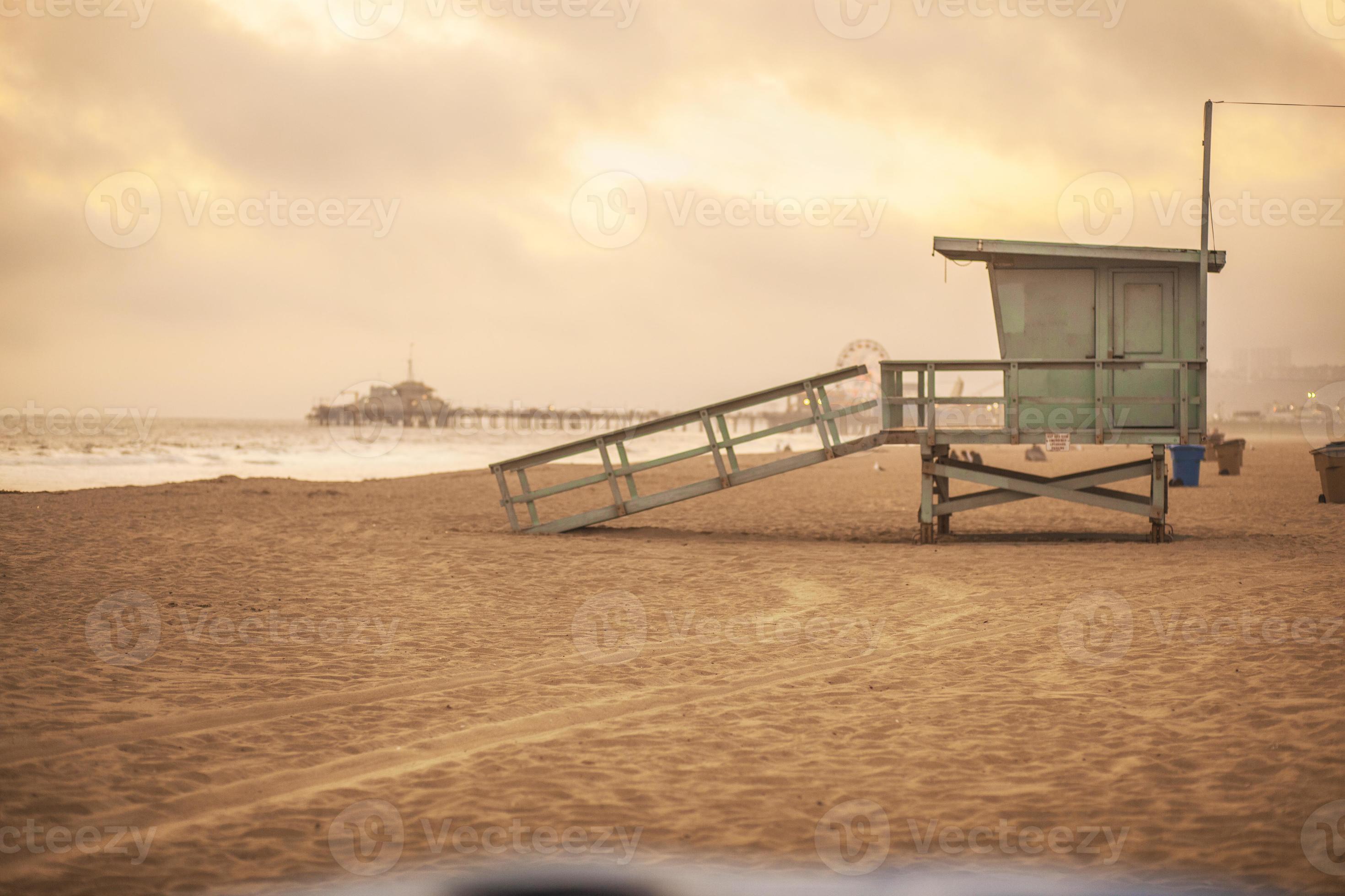 Lifeguard tower 749432 Stock Photo at Vecteezy