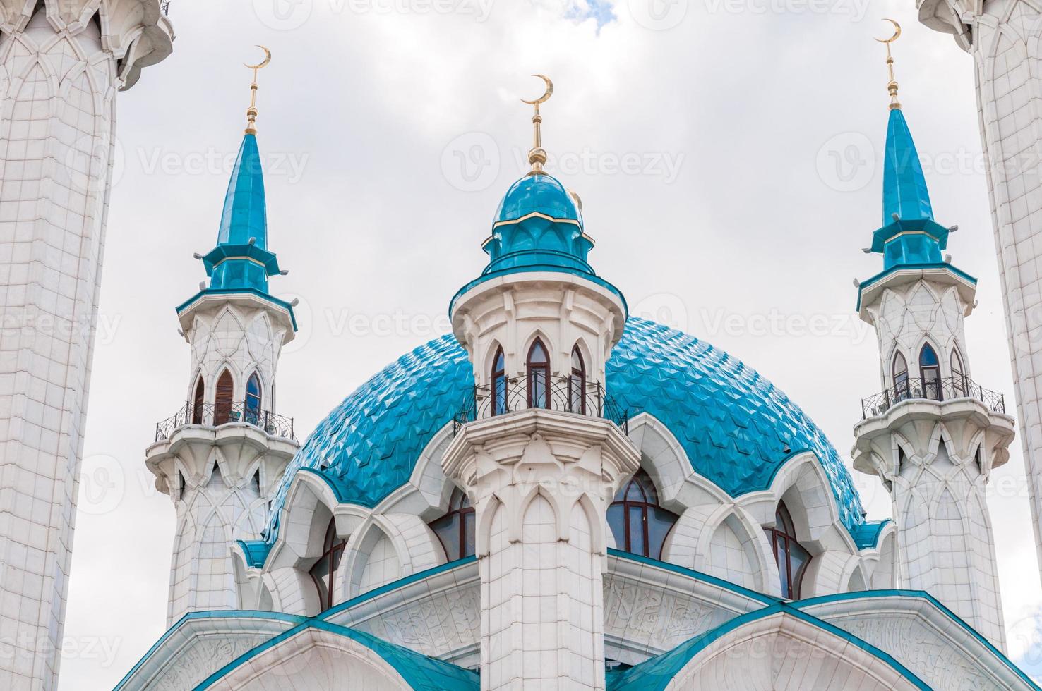 La mezquita de Kul Sharif en el Kremlin de Kazán, Tatarstán, Rusia foto