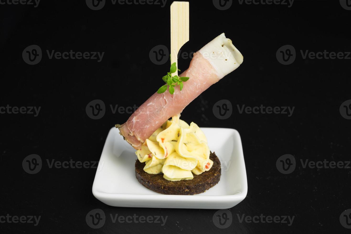 appetizer ham on cream cheese photo
