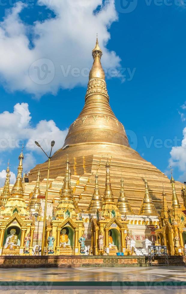 Shwedagon Pagoda in Yangon, Myanmar. photo