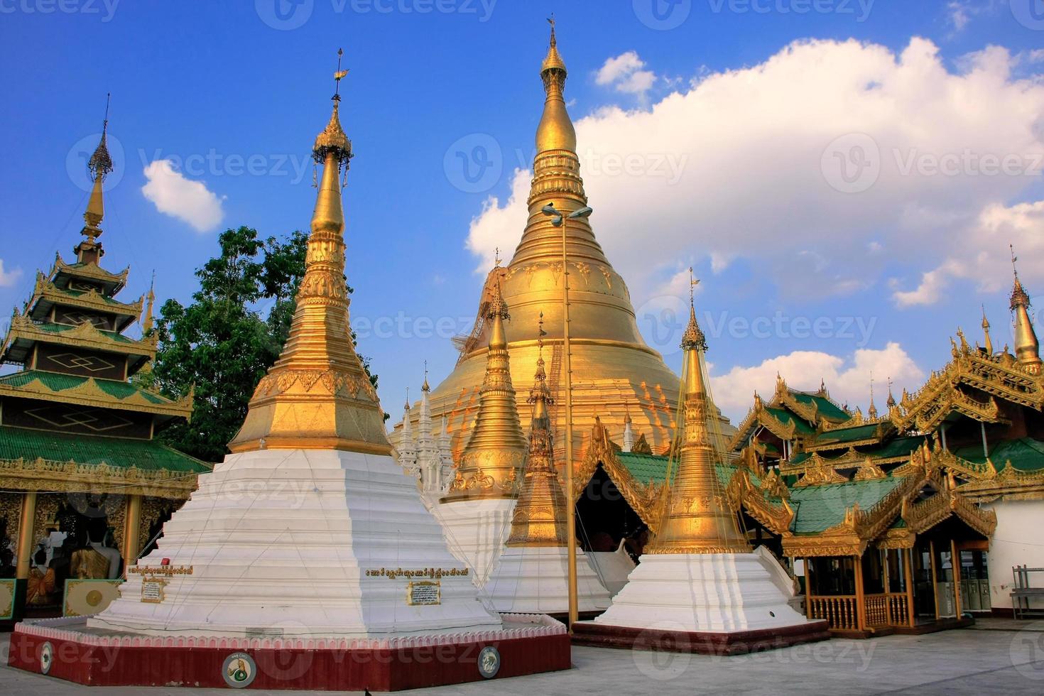 Shwedagon Pagoda, Yangon, Myanmar photo