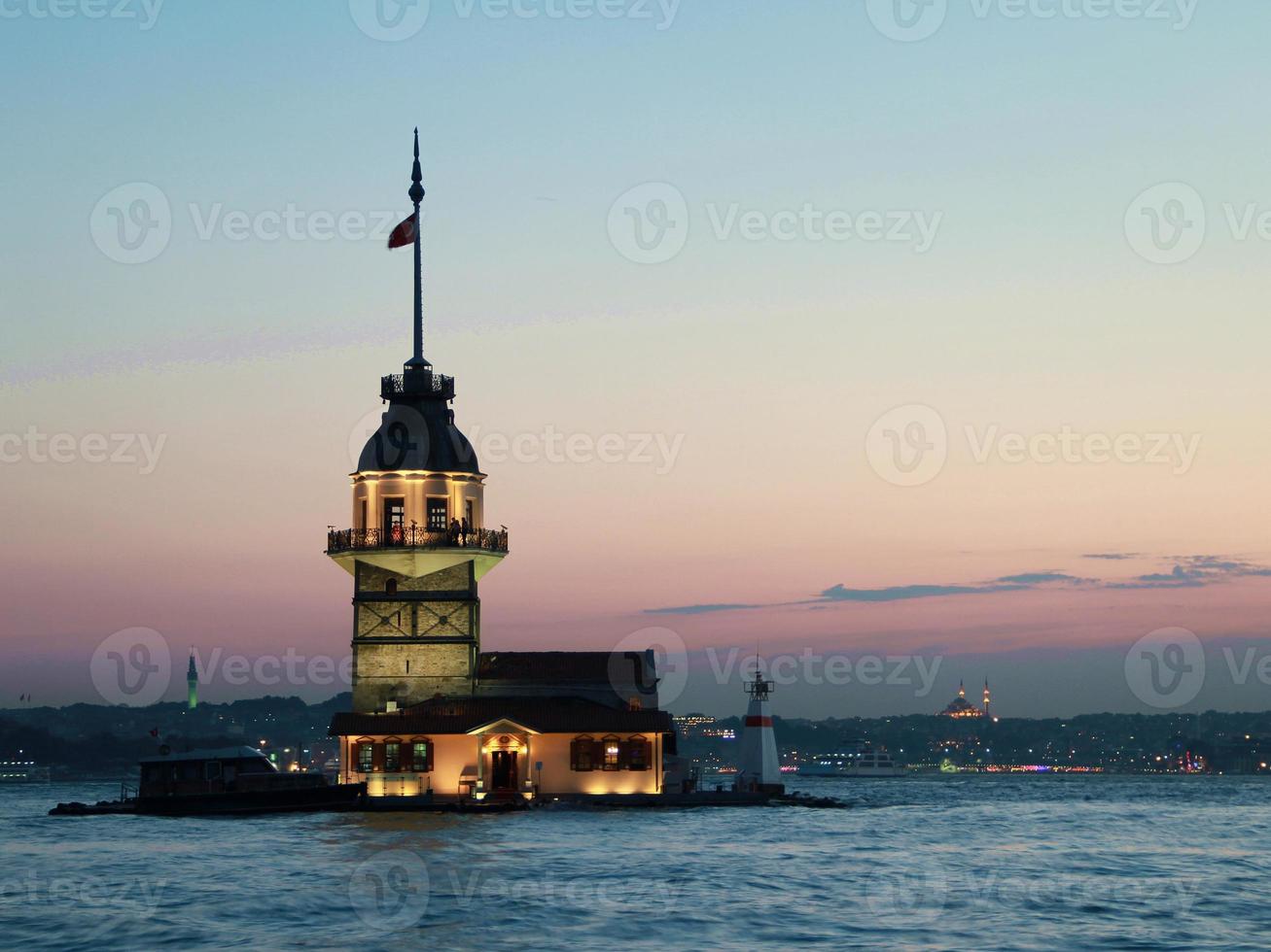 Maiden's Tower in Istanbul, Turkey photo