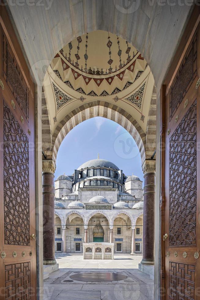 La mezquita de Süleymaniye, Estambul, Turquía foto
