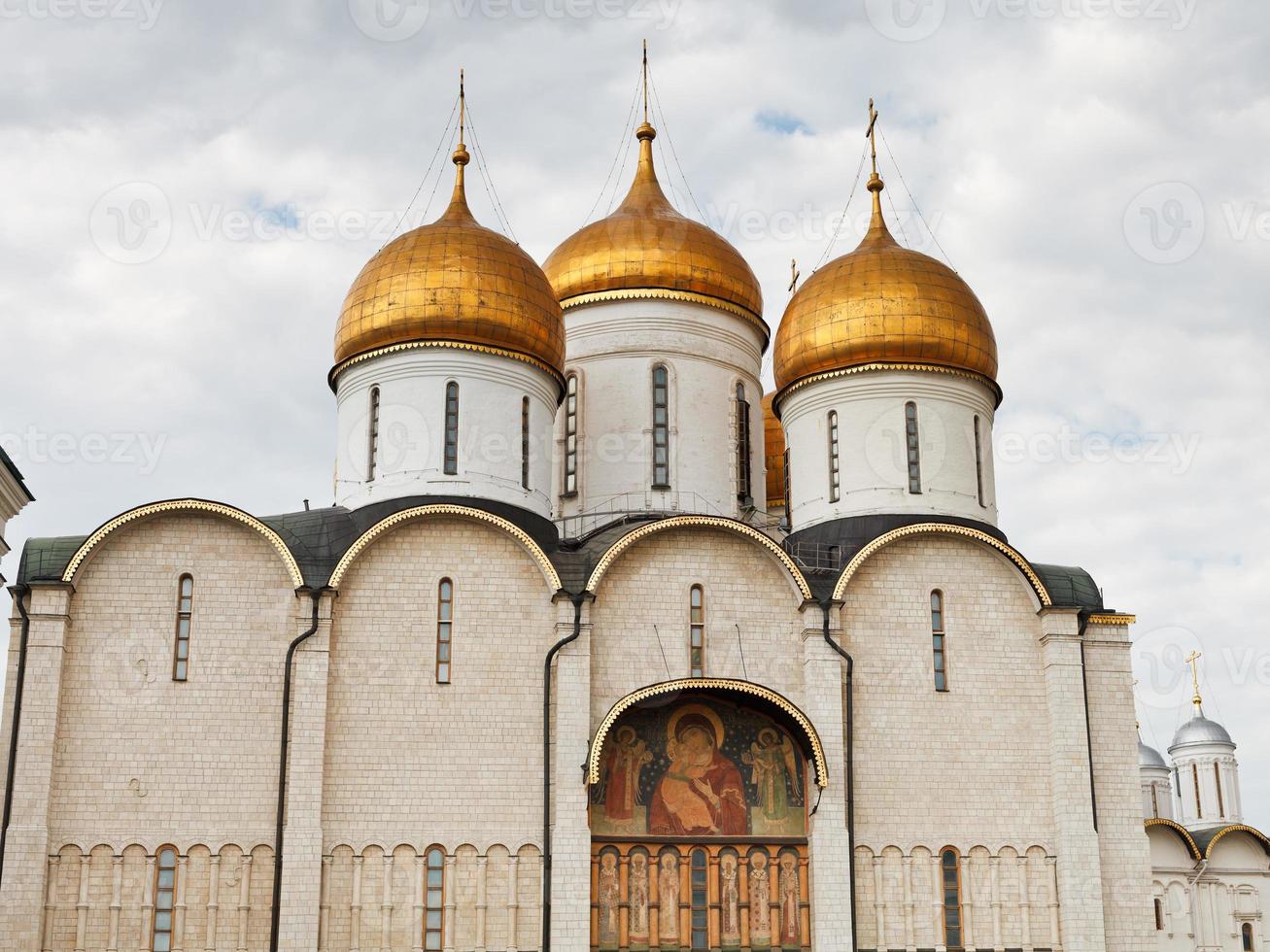 catedral de la residencia en el kremlin de moscú foto