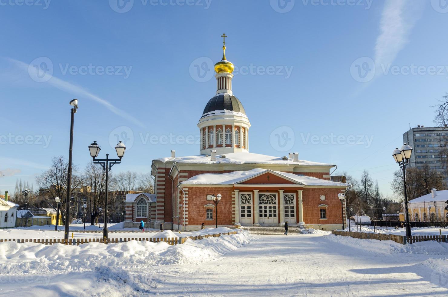 Iglesia ortodoxa en Moscú, Rusia invierno, foto