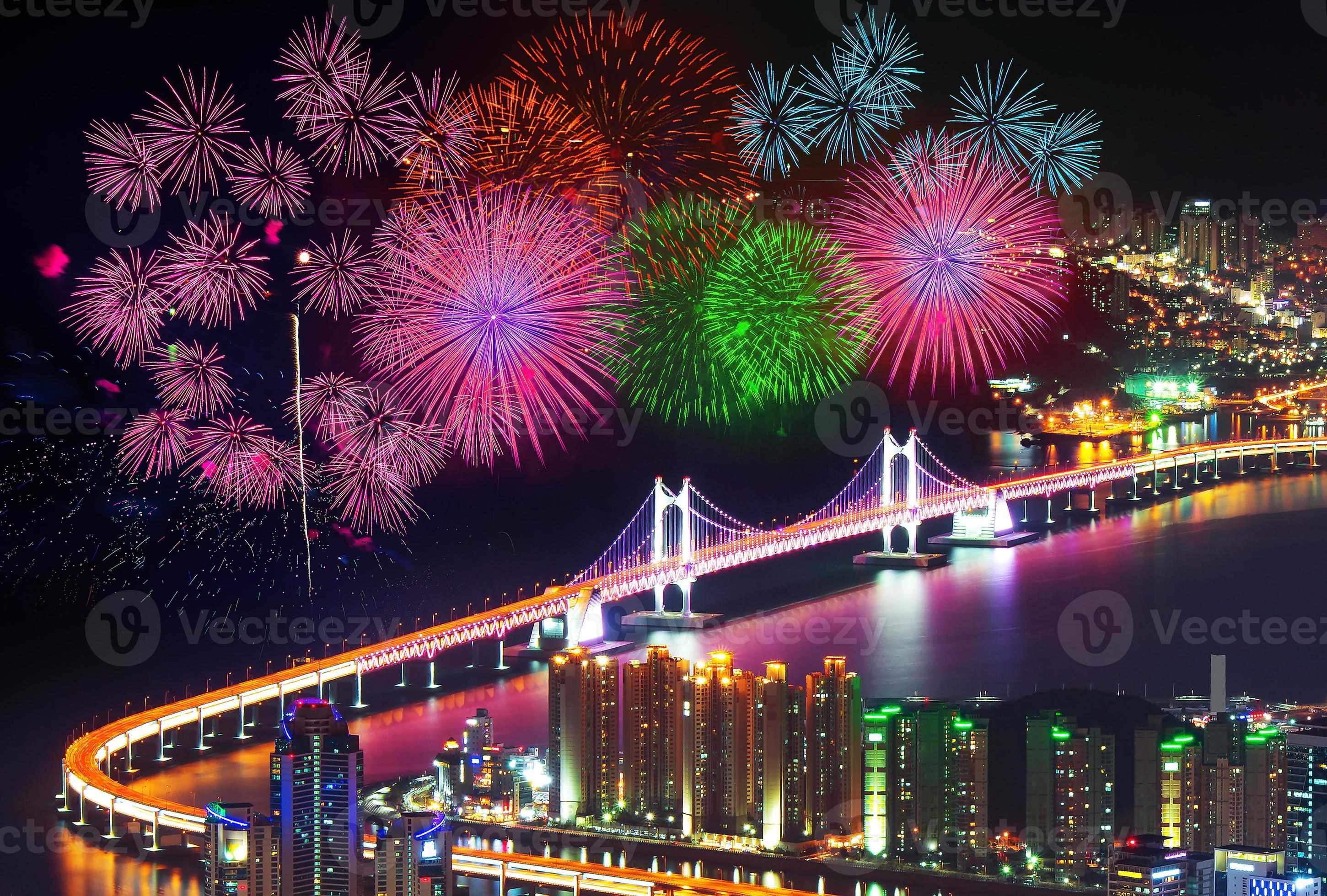 Firework festival at GwangAn Bridge in Busan,South Korea. 796766 Stock
