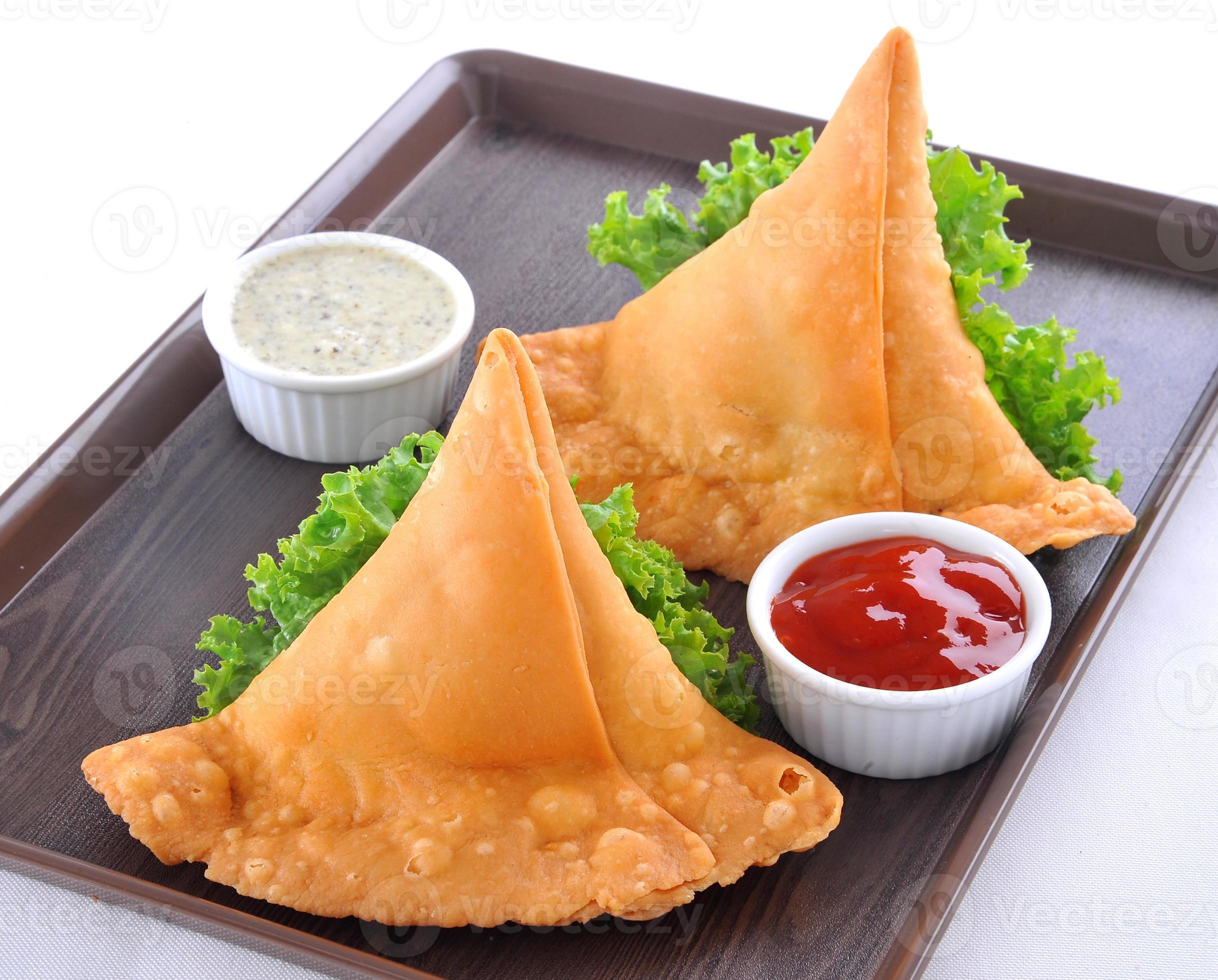 Punjabi Samosa-13 808117 Stock Photo At Vecteezy Punjabi Samosa-13 808117 Stock Photo At Vecteezy