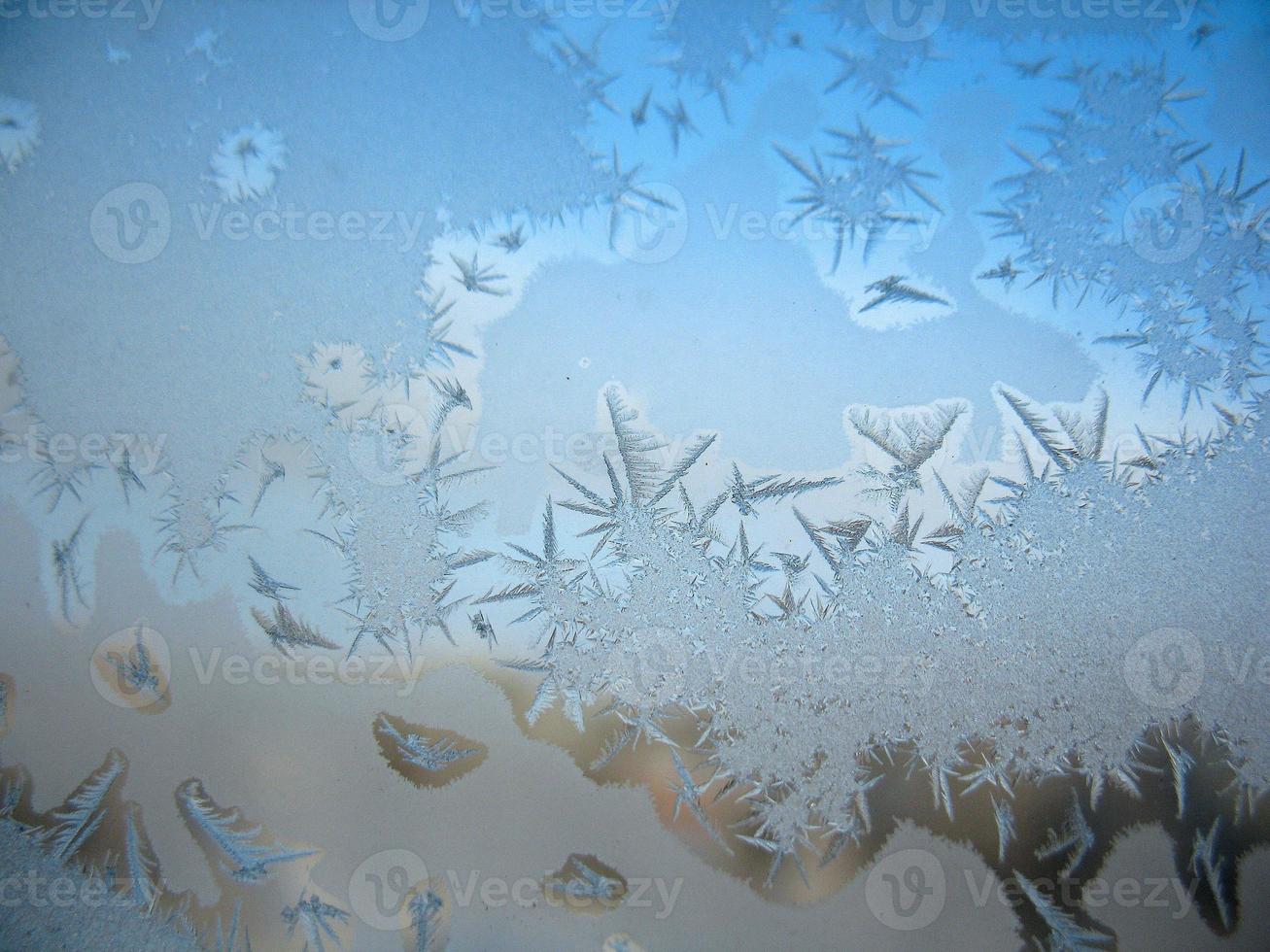ventana de invierno congelado foto