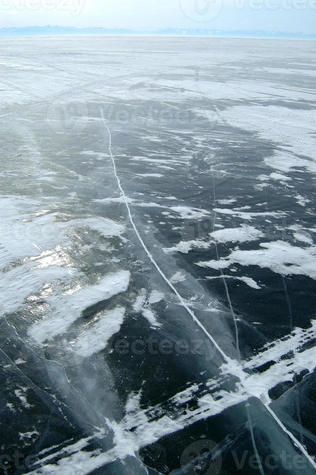 hielo del lago baikal foto