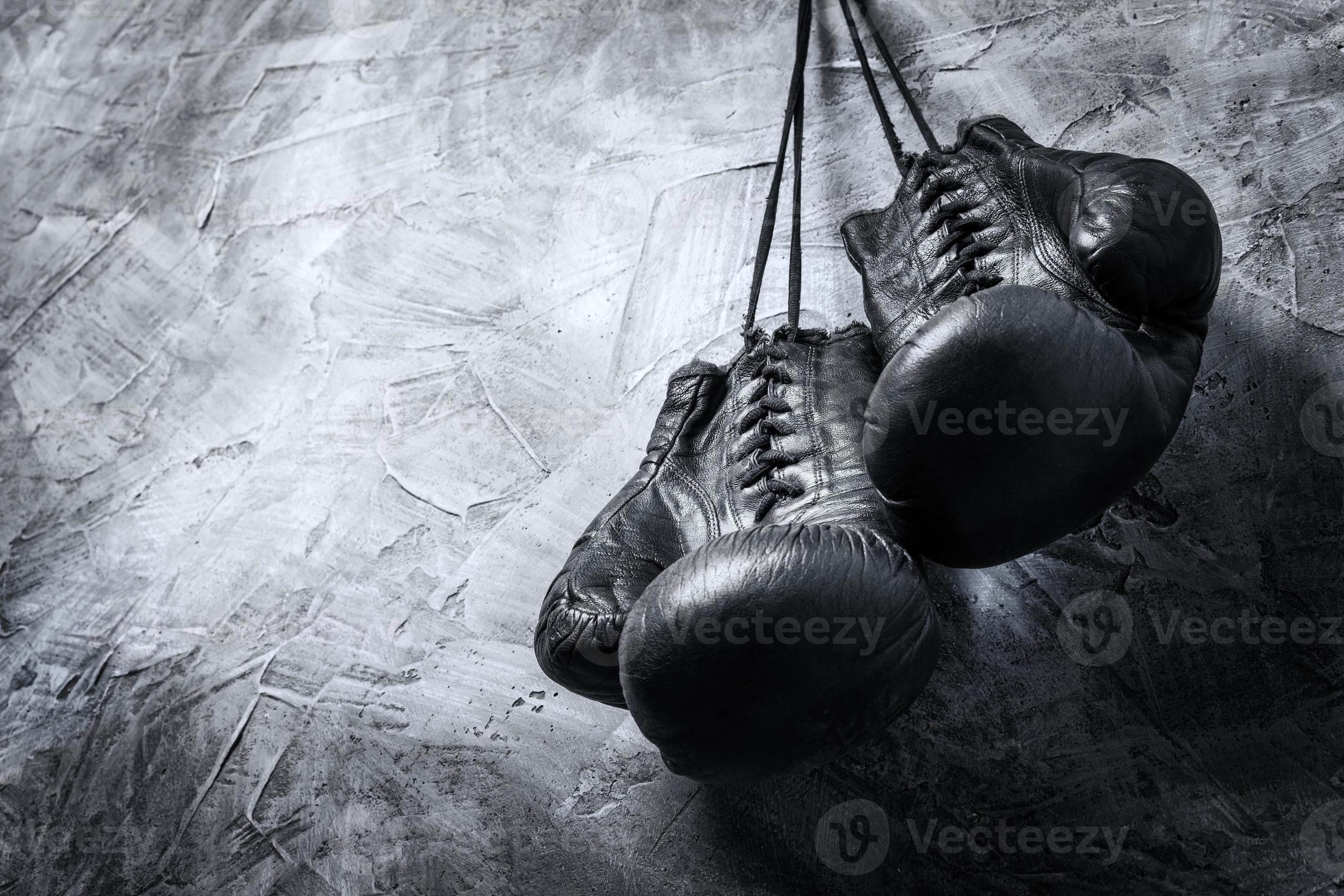 old boxing gloves 823606 Stock Photo at Vecteezy