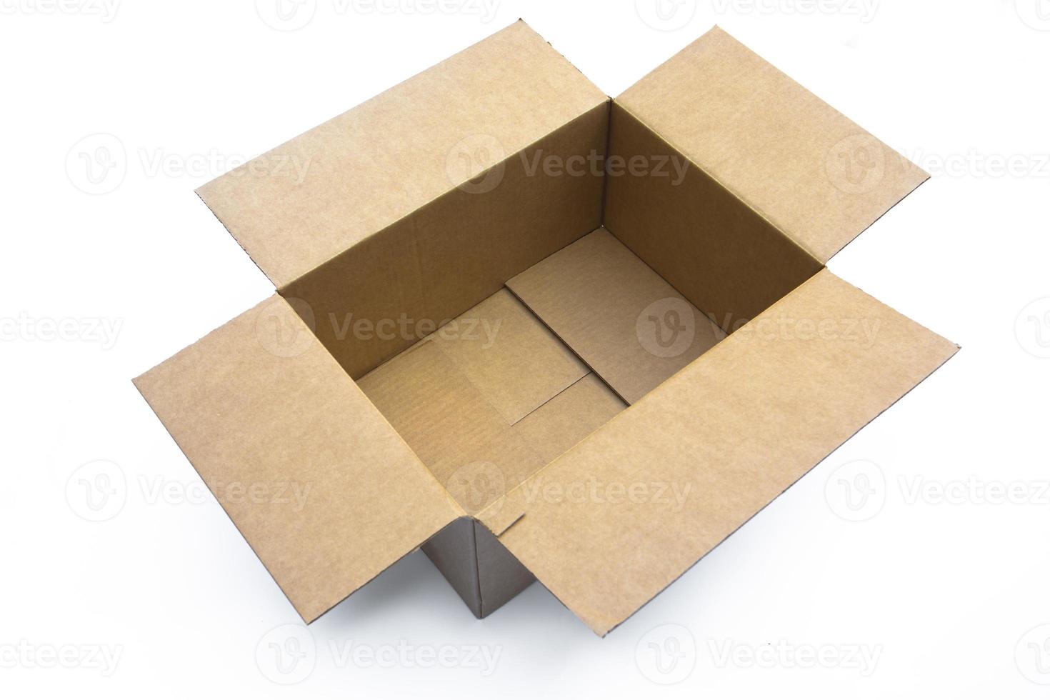 caja de cartón abierta foto