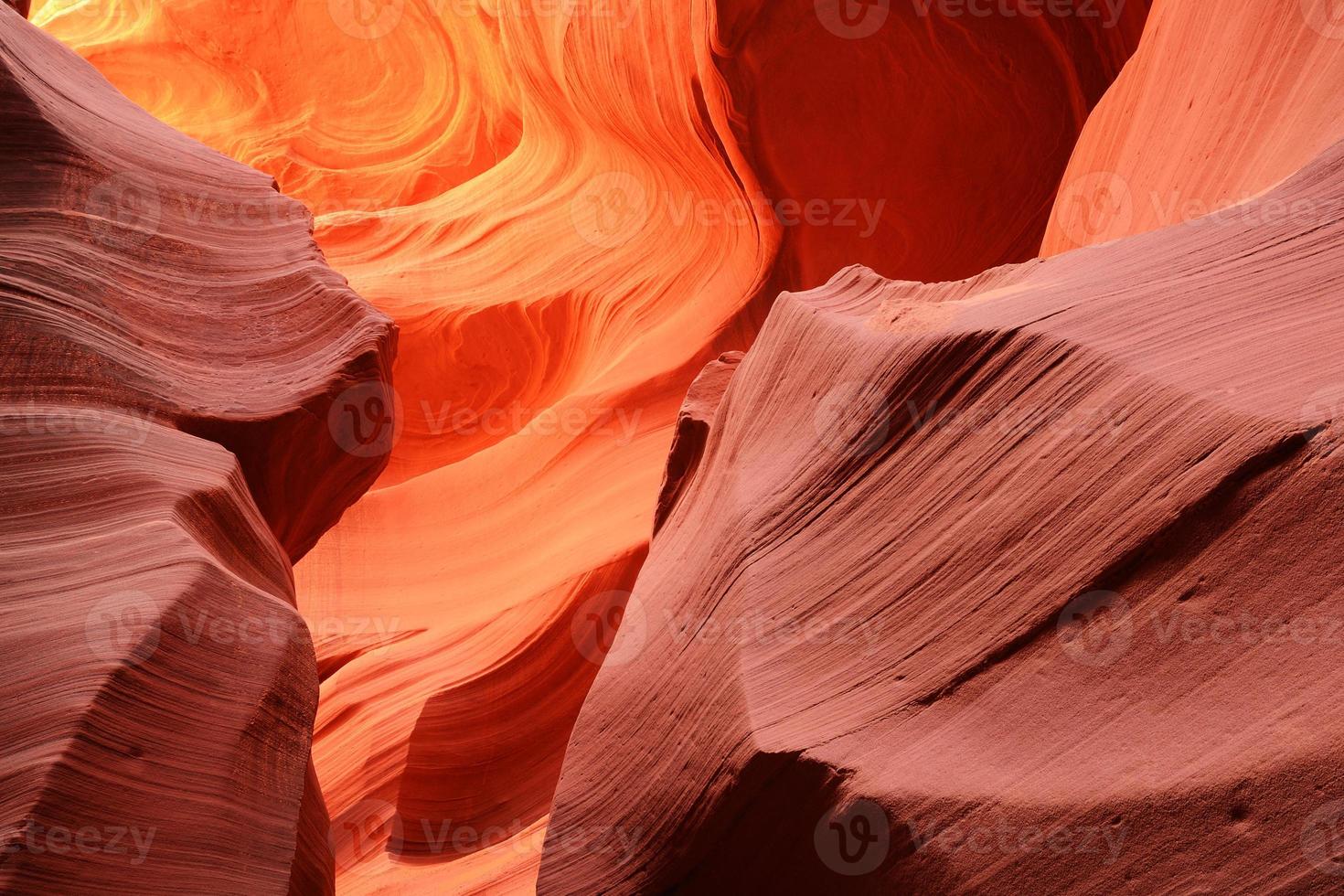 hermosos patrones abstractos del cañón del antílope inferior foto