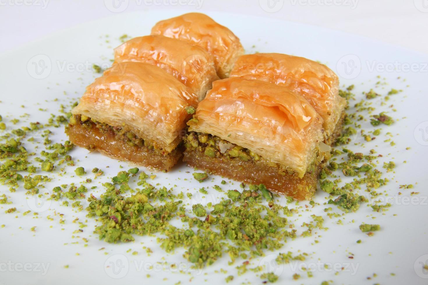 Baklava with pistachio photo