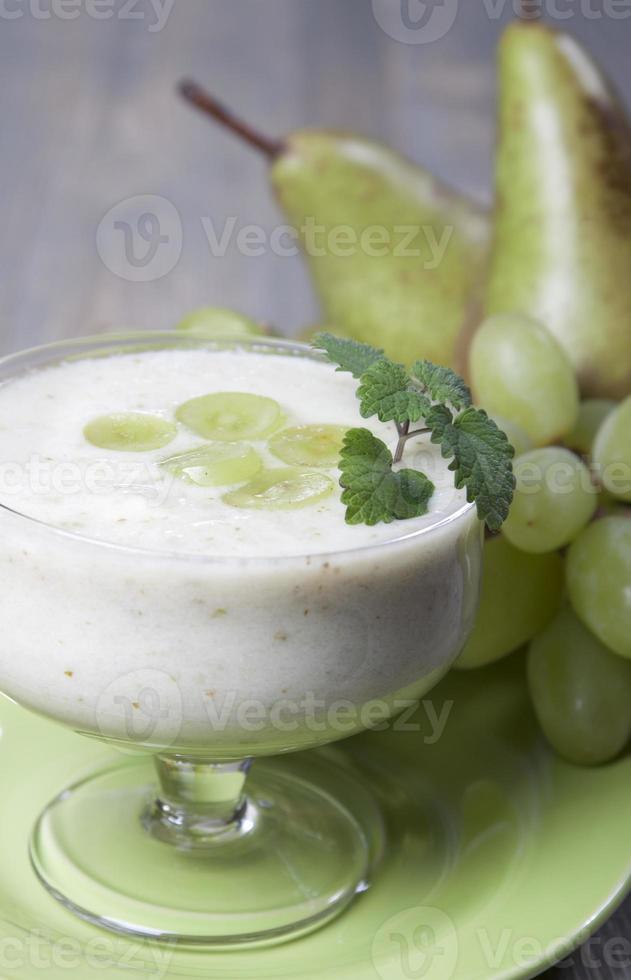 Smoothies of pears and green grapes with yogurt photo
