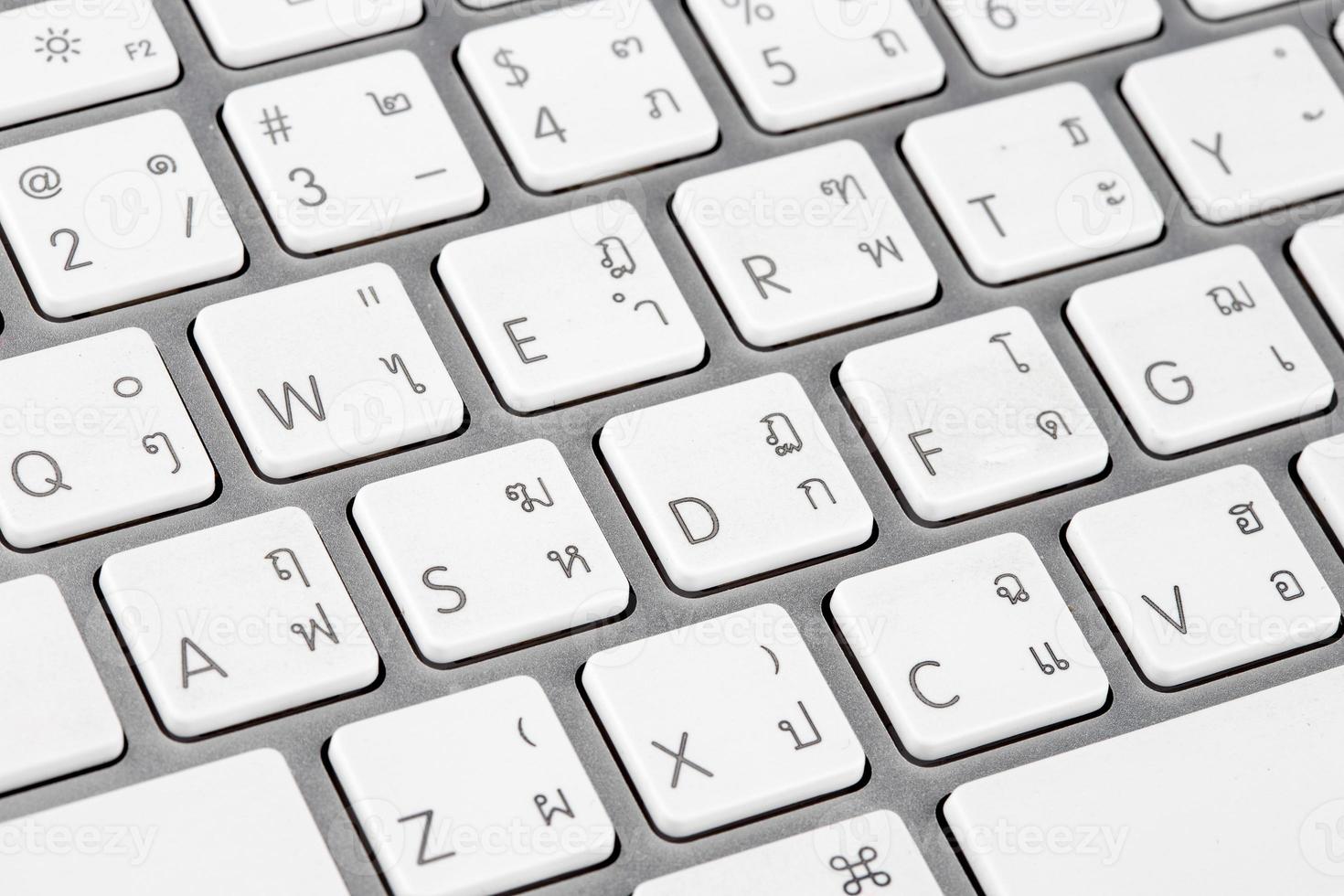Cerca del teclado de un portátil moderno foto