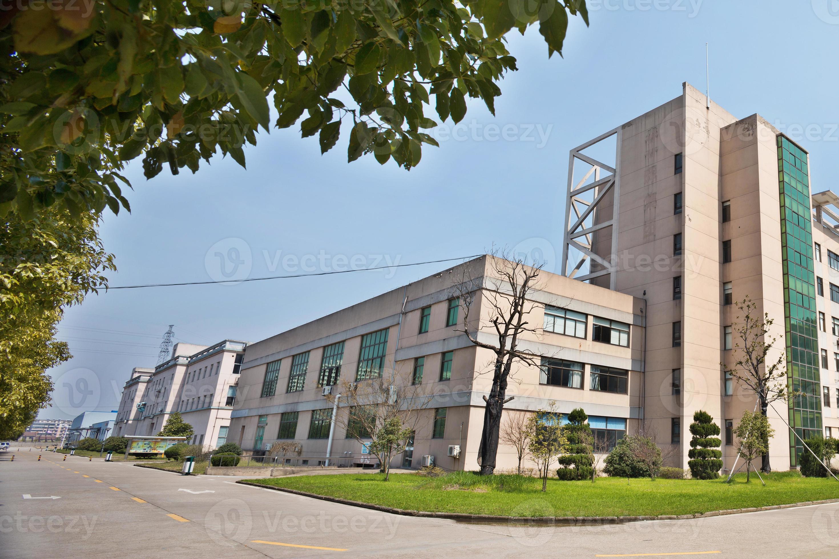 Side View On The Office Building With Parking Lot Photo 