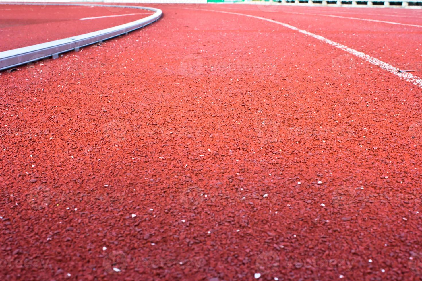 pista de atletismo caucho color rojo estándar foto