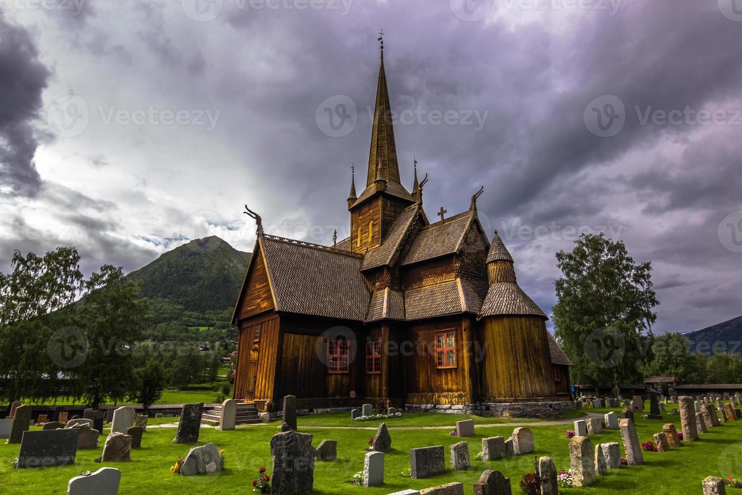 Iglesia de madera de lom, noruega foto