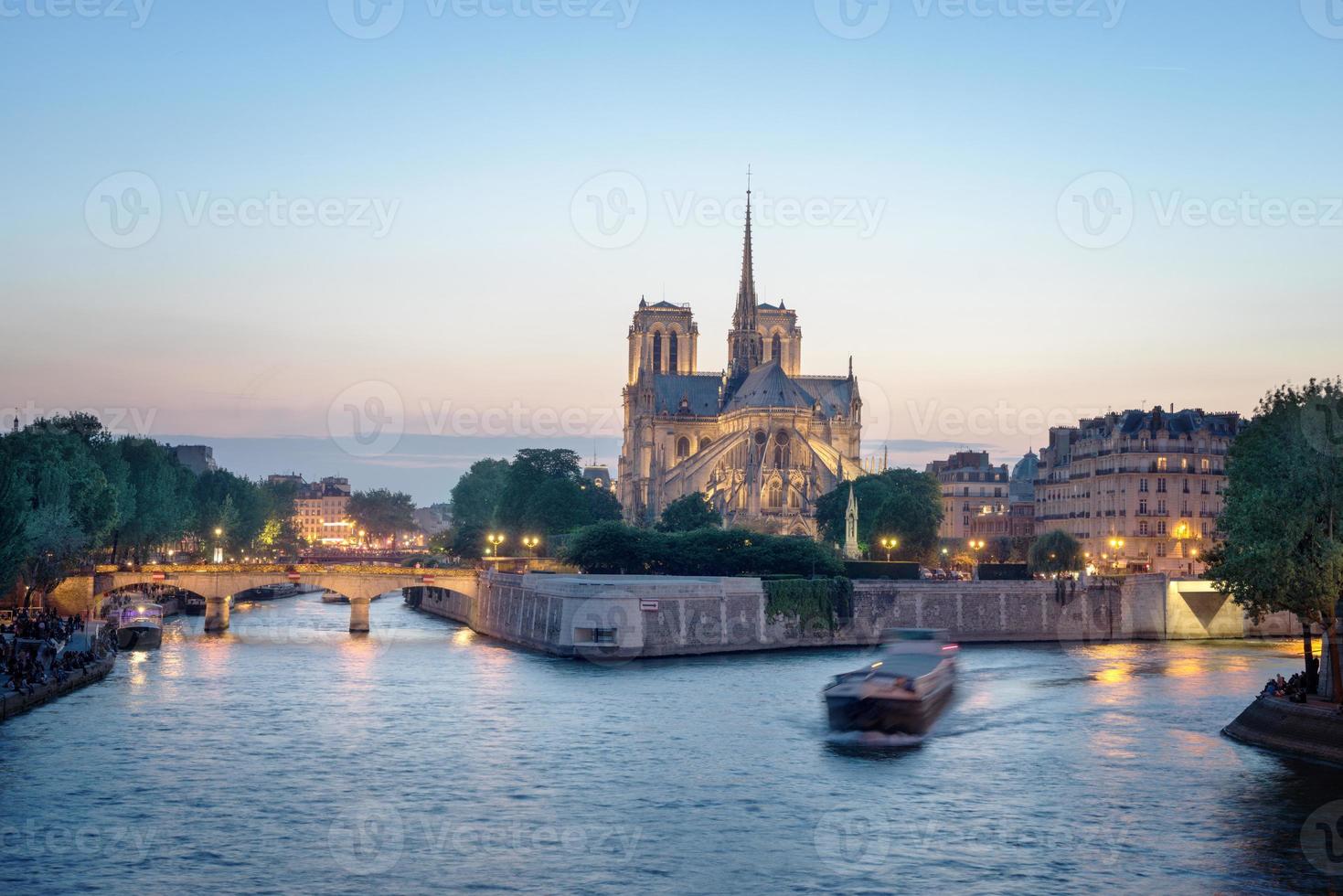 Notre Dame de París, Francia foto
