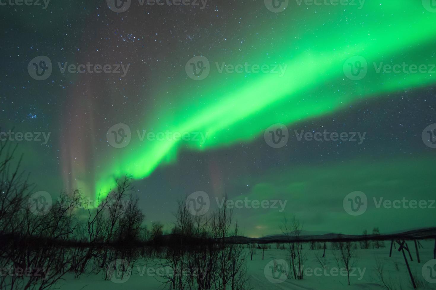 pleiades y aurora boreal ver 2 foto