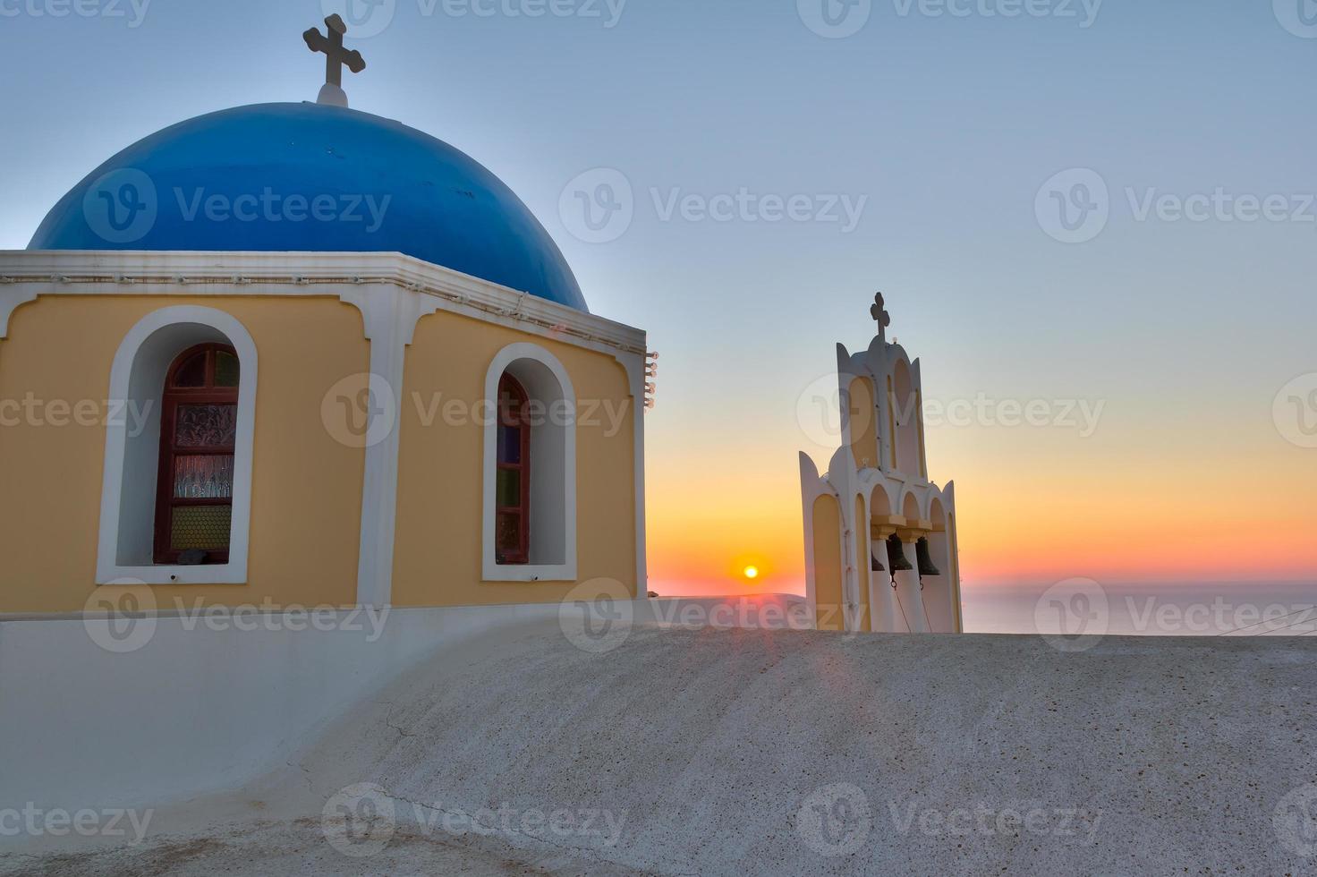 Cúpula de la iglesia tradicional en santorini, grecia 898623 Foto de stock en Vecteezy Cúpula de la iglesia tradicional en santorini, grecia 898623 Foto de stock en Vecteezy