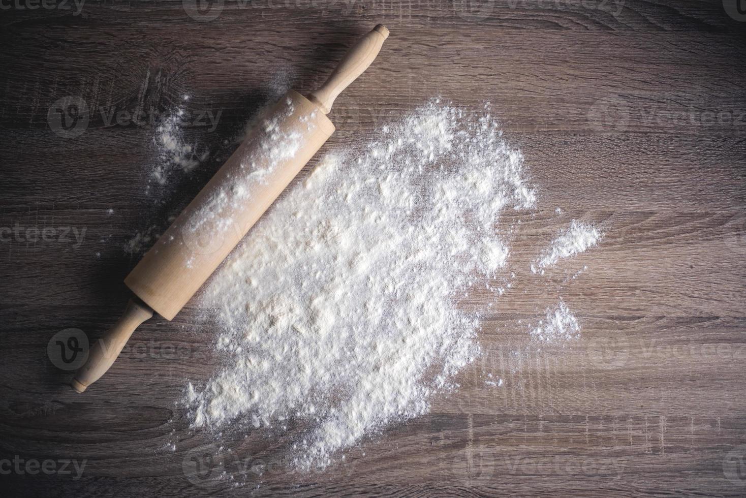 Rolling pin and flour photo