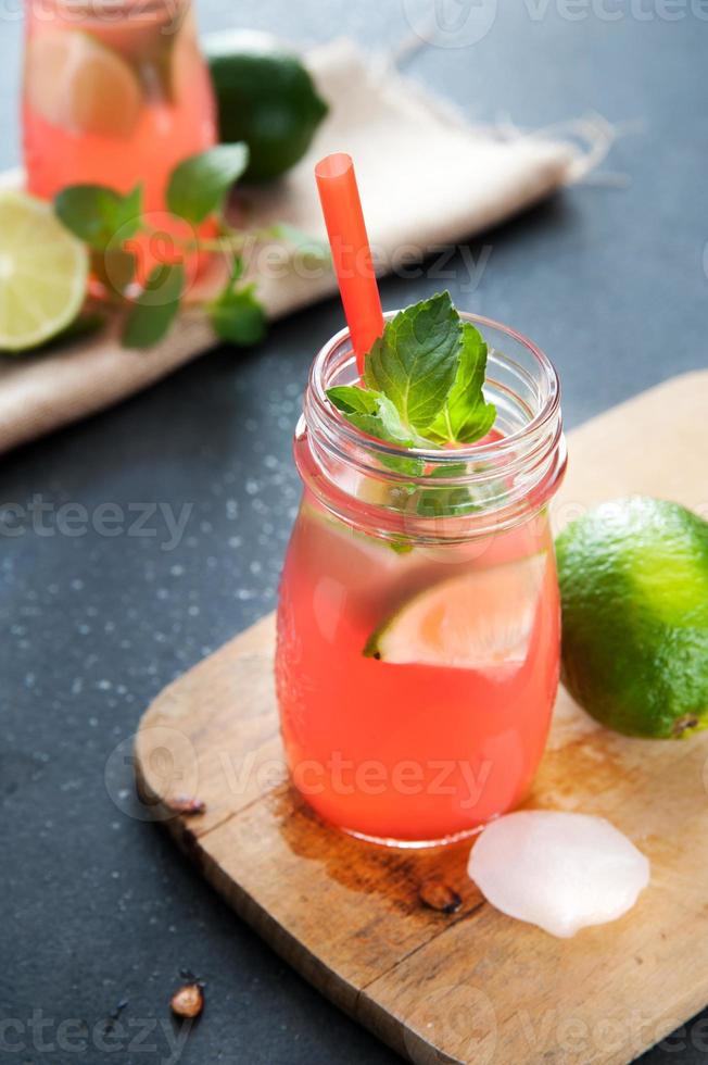 Delicious melon and lime drink photo