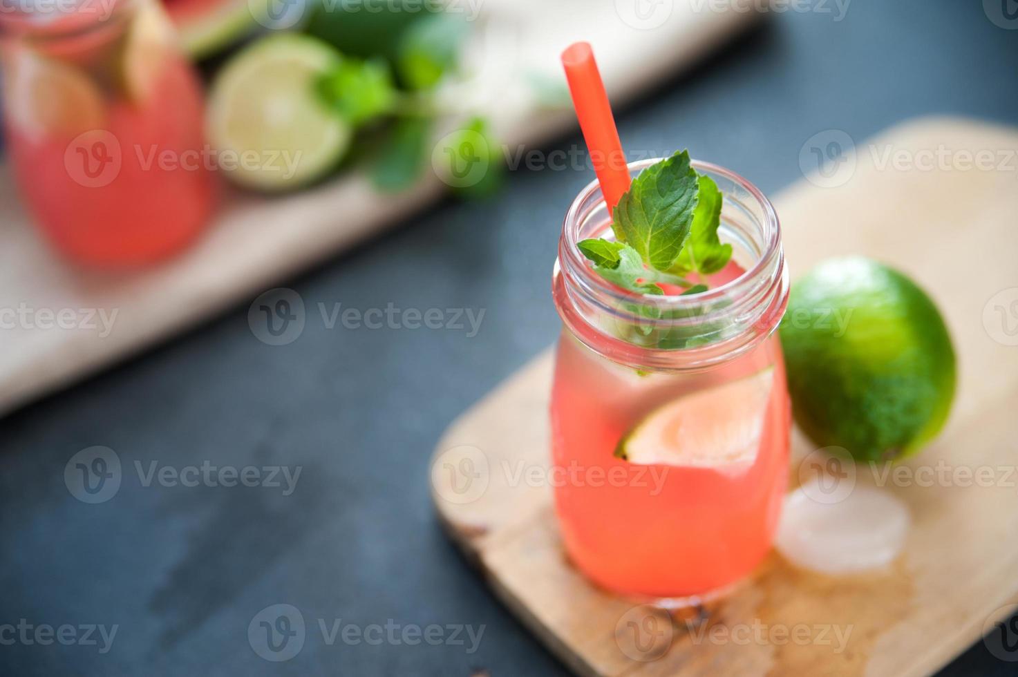 Delicious melon and lime drink photo