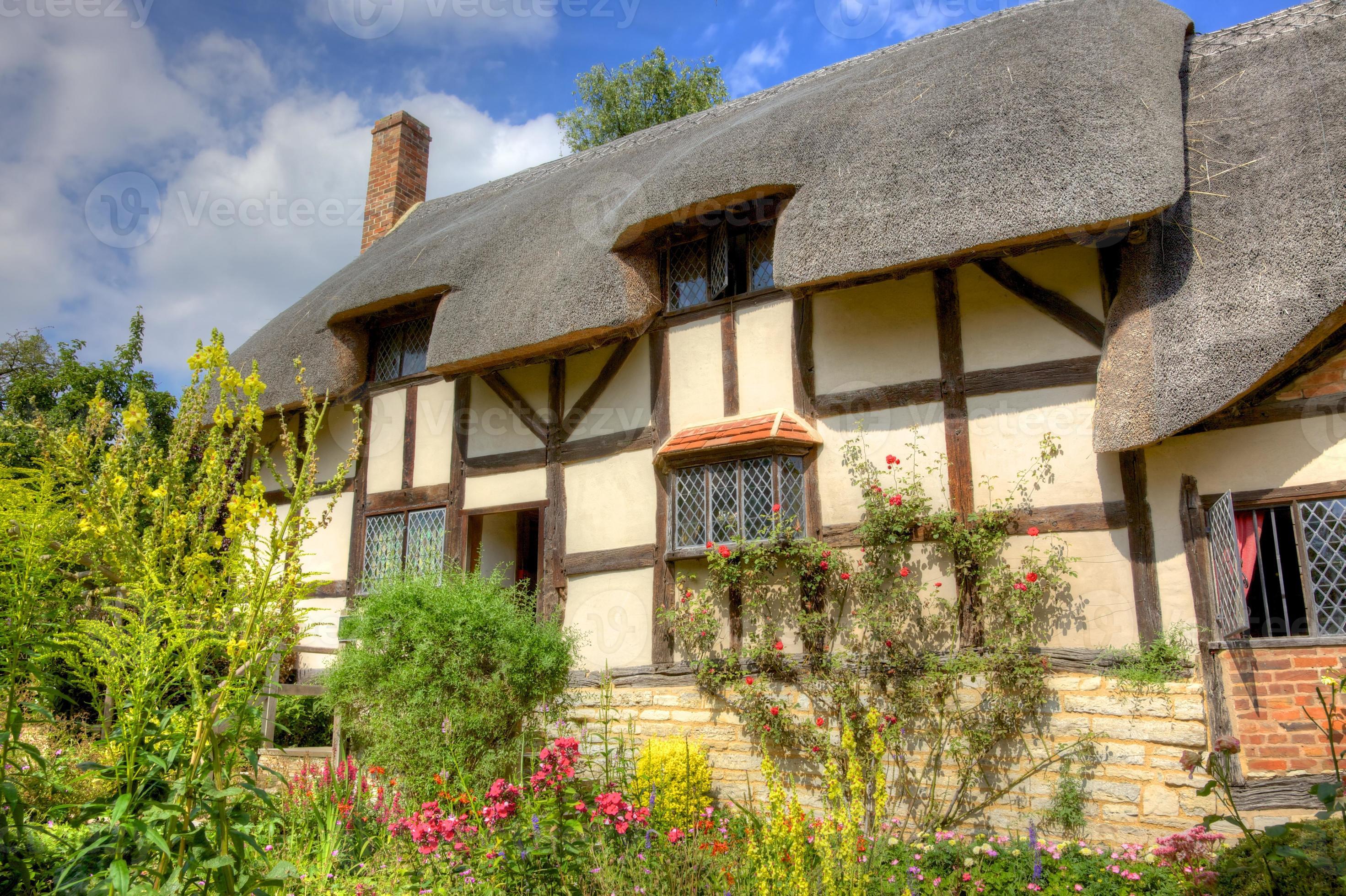 Anne Hathaway S Cottage Stock Photo